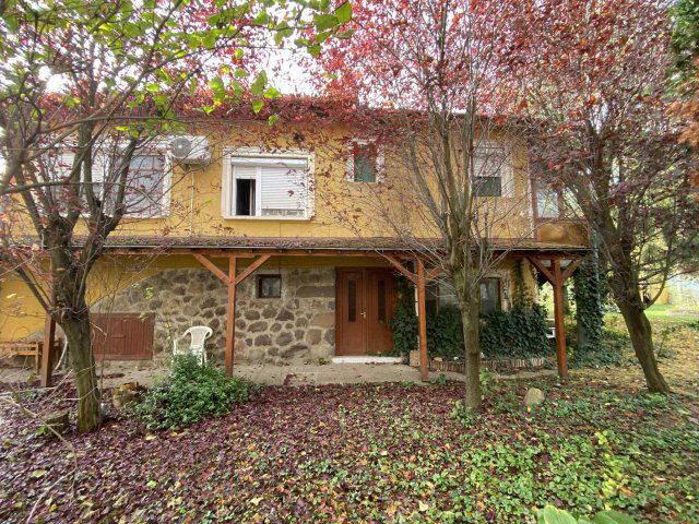 Eladó családi ház, Szokolyán 98 M Ft, 5 szobás