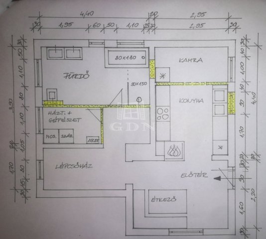Eladó családi ház, Szentendrén 76.9 M Ft, 2 szobás