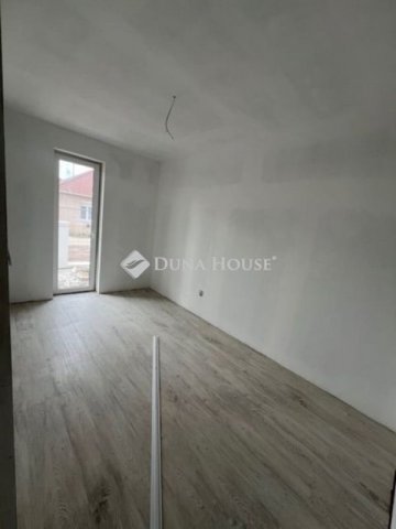 Eladó családi ház, Pilisen 120 M Ft, 4 szobás