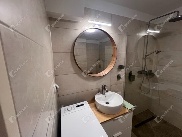 Kiadó téglalakás, albérlet, Sopronban 170 E Ft / hó, 1 szobás