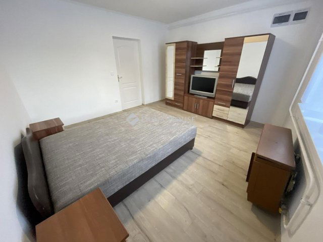 Eladó családi ház, Izsákon 35.9 M Ft, 3 szobás