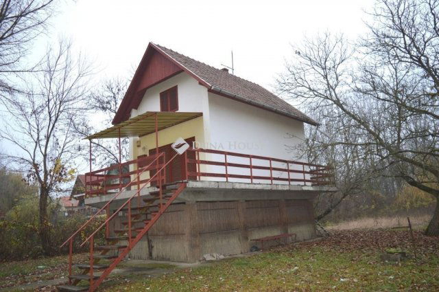 Eladó nyaraló, Tiszacsegén 31 M Ft, 3 szobás