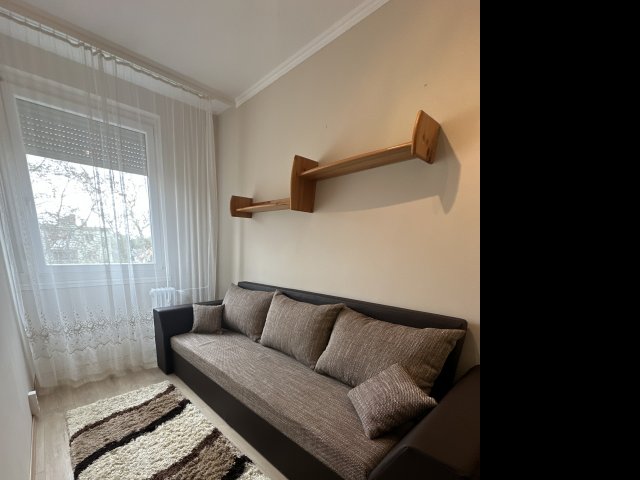 Kiadó panellakás, albérlet, Nyáregyházán 150 E Ft / hó