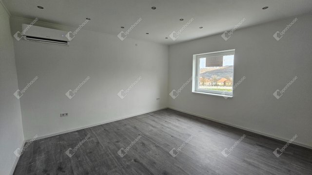 Eladó téglalakás, Sajóbábonyon 14.9 M Ft, 1 szobás