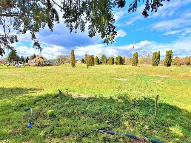 Eladó telek, Cegléden 13.9 M Ft / költözzbe.hu