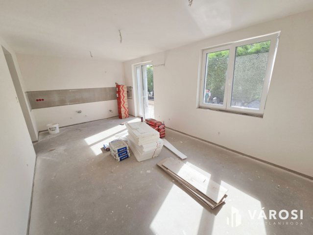 Eladó sorház, Szigetszentmártonban 69.9 M Ft, 5 szobás