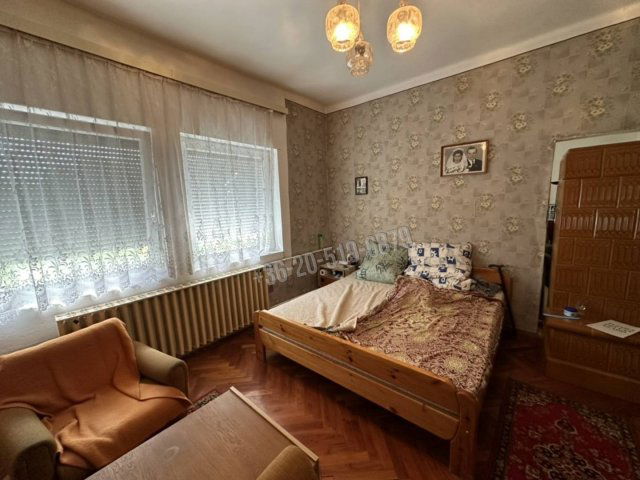 Eladó családi ház, Németkéren 30.9 M Ft, 3 szobás