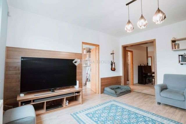 Eladó családi ház, Szadán 169 M Ft, 4 szobás