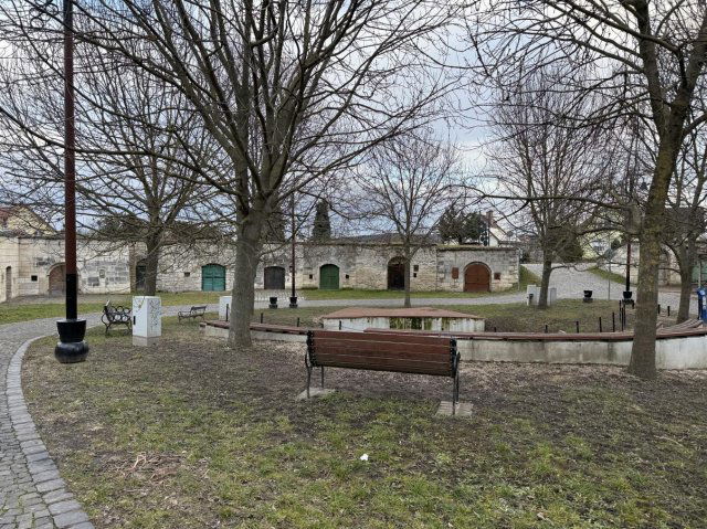 Eladó mezogazdasagi ingatlan, Etyeken 9.9 M Ft