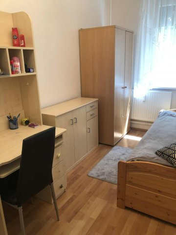 Kiadó panellakás, albérlet, Debrecenben 180 E Ft / hó