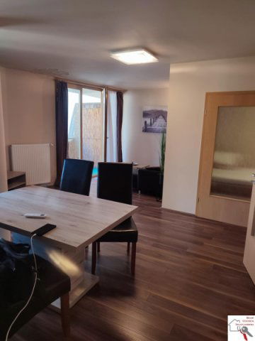 Kiadó téglalakás, albérlet, Pécsett 230 E Ft / hó, 3 szobás