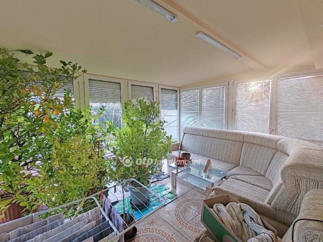 Eladó családi ház, Törökszentmiklóson 27.7 M Ft, 3 szobás