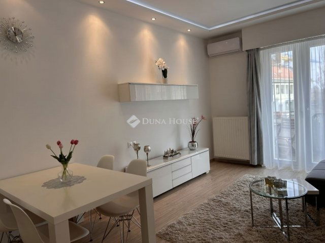 Eladó téglalakás, Budapesten, XII. kerületben 115.8 M Ft