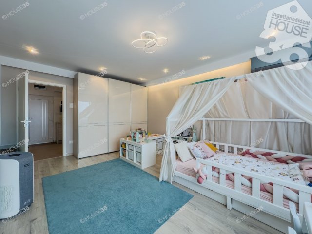 Eladó panellakás, Kecskeméten 66 M Ft, 2 szobás