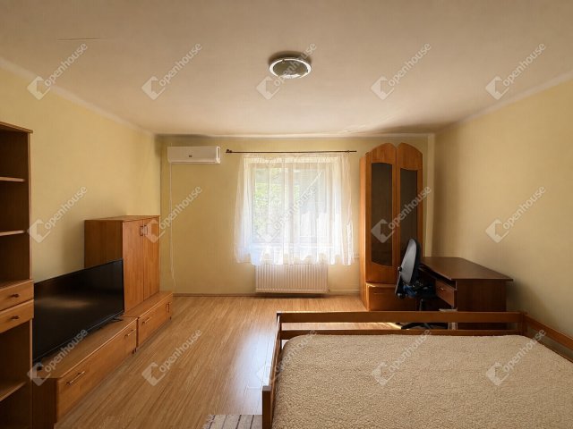 Eladó családi ház, Vasváron 32 M Ft, 2 szobás