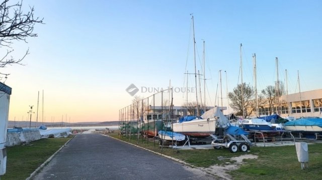 Eladó családi ház, Gárdonyban 37 M Ft, 2 szobás