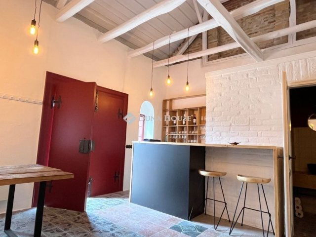 Eladó hotel, Palkonyán 40 M Ft, 1 szobás / költözzbe.hu