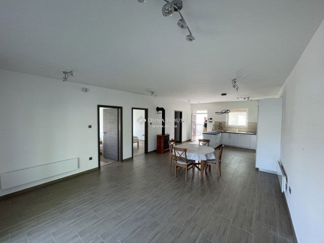 Kiadó téglalakás, albérlet, Kecskeméten 350 E Ft / hó