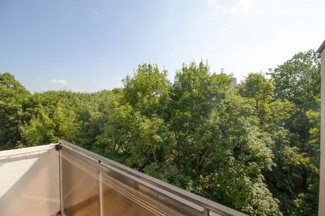 Eladó panellakás, Ajkán 29.9 M Ft, 1+2 szobás