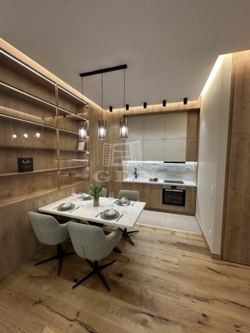 Eladó téglalakás, Budapesten, VI. kerületben 149.9 M Ft