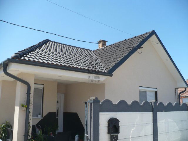 Eladó családi ház, Bagaméren 35.9 M Ft, 3 szobás