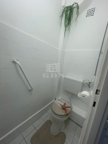 Kiadó téglalakás, albérlet, Szegeden 220 E Ft / hó, 2 szobás