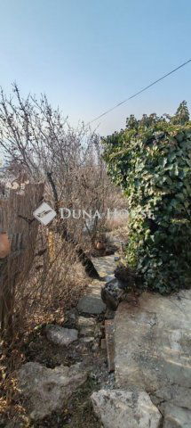 Eladó nyaraló, Budaörsön 24 M Ft, 2 szobás