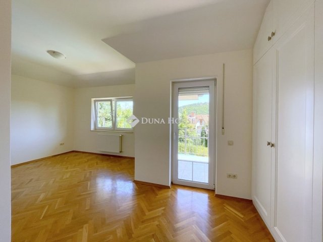 Eladó családi ház, Budapesten, II. kerületben 399 M Ft, 5 szobás