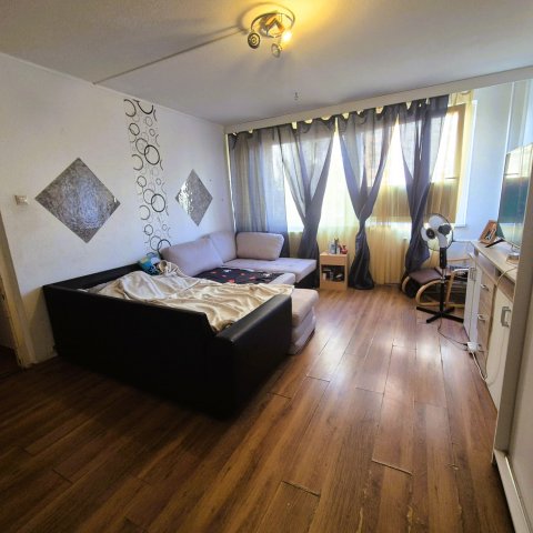 Eladó panellakás, Kecskeméten 43 M Ft, 2 szobás