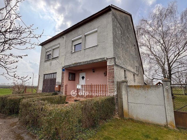 Eladó családi ház, Vasegerszegen 37.9 M Ft, 4 szobás