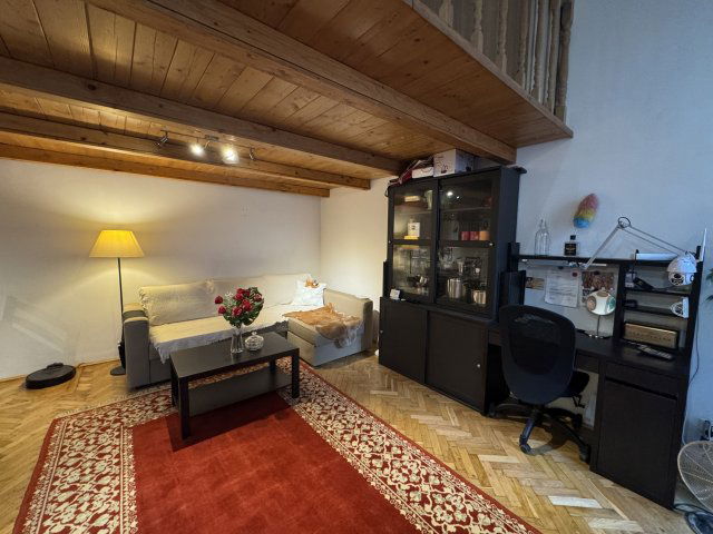 Kiadó téglalakás, albérlet, Budapesten, VI. kerületben