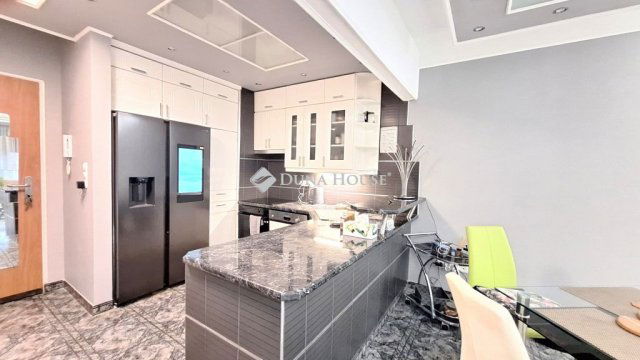 Eladó téglalakás, Budapesten, XIV. kerületben, Istvánmezei úton