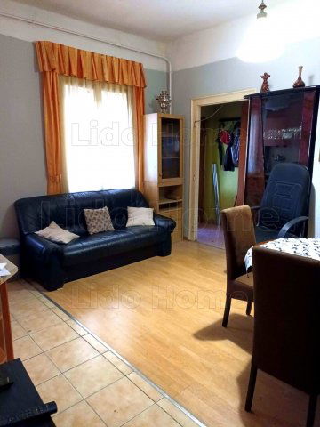 Eladó családi ház, Tatán 199.99 M Ft, 4 szobás