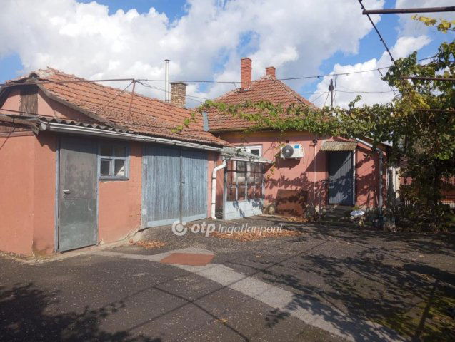 Eladó családi ház, Dormándon 28 M Ft, 2 szobás