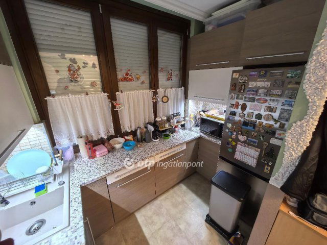 Eladó téglalakás, Hajdúböszörményen 49.9 M Ft, 2 szobás