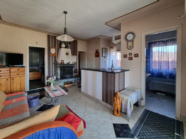 Eladó nyaraló, Vonyarcvashegyen 99 M Ft, 5+1 szobás