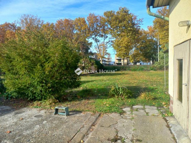 Eladó családi ház, Balatonbogláron 104.9 M Ft, 4 szobás