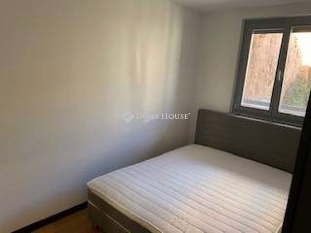 Eladó téglalakás, Budapesten, V. kerületben 365 M Ft, 4 szobás