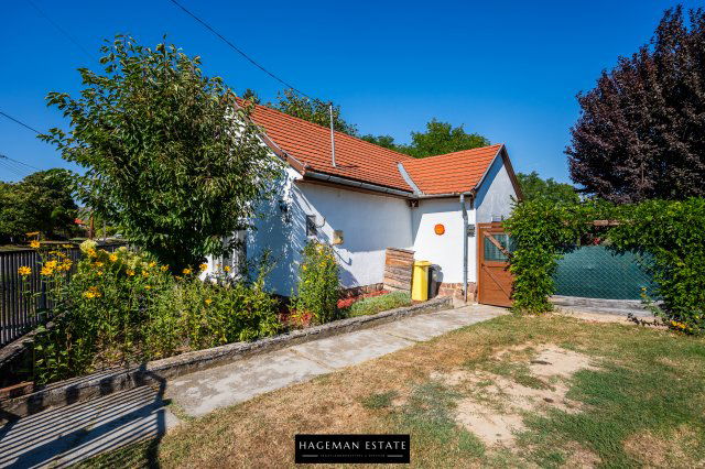 Eladó családi ház, Kisbárapátin 39.5 M Ft, 4 szobás
