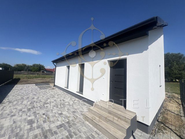 Eladó családi ház, Balatonlelleén 69.9 M Ft, 2+1 szobás