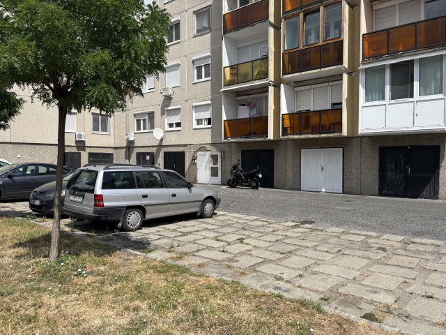 Eladó panellakás, Győrött 50.9 M Ft, 2 szobás