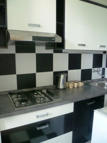 Kiadó téglalakás, albérlet, Pécsett, Kodály Zoltán utcában