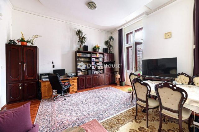 Eladó téglalakás, Budapesten, VI. kerületben 395 M Ft, 2 szobás