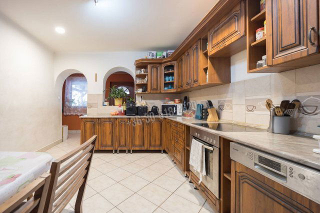 Eladó családi ház, Nógrádon 49.99 M Ft, 4 szobás