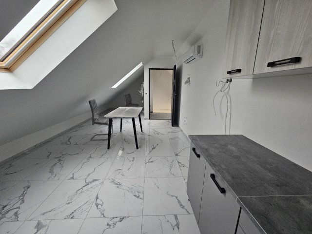 Eladó téglalakás, Debrecenben 39.9 M Ft, 1 szobás