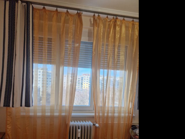 Eladó panellakás, Szegeden 39.9 M Ft, 1+1 szobás