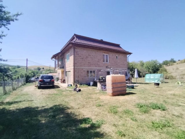 Eladó családi ház, Etesen 21 M Ft, 5 szobás