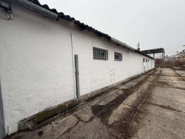 Kiadó ipari ingatlan, Pomázon 490 E Ft / hó