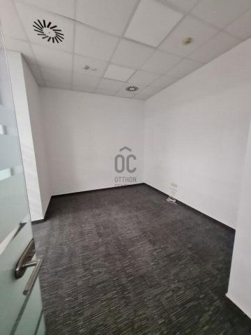 Eladó ipari ingatlan, Budapesten, VIII. kerületben 660.32 M Ft