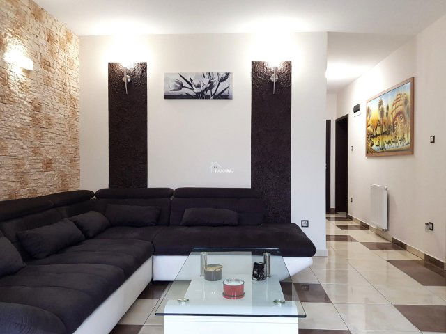 Eladó családi ház, Mosonmagyaróváron 89.9 M Ft, 2+1 szobás